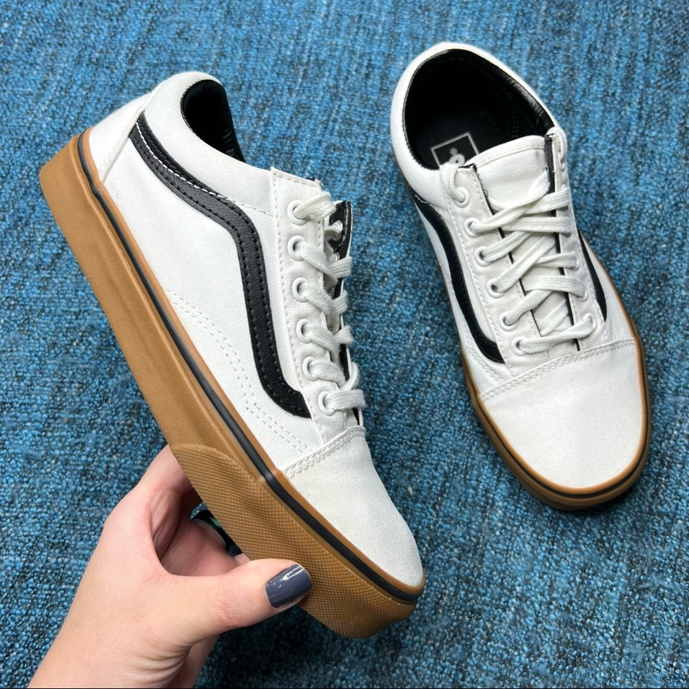 Vans Old Skool Sneakers White Black Gum Bottom
